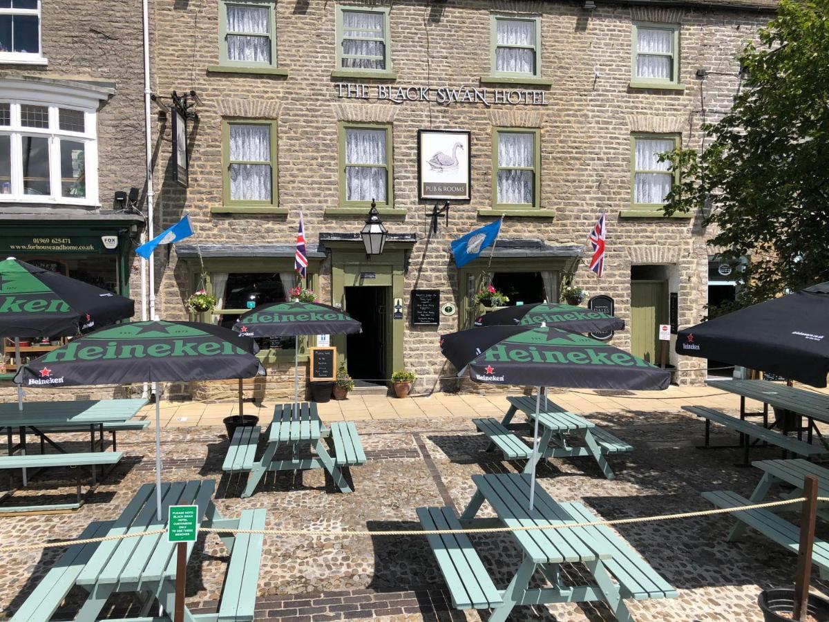 The Black Swan Hotel Leyburn Exteriör bild