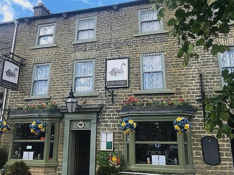 The Black Swan Hotel Leyburn Exteriör bild